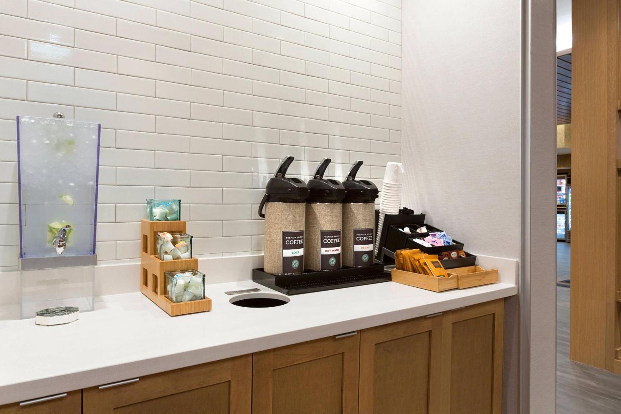 Fairfield By Marriott Inn & Suites สเตทส์วิลล์ ภายนอก รูปภาพ