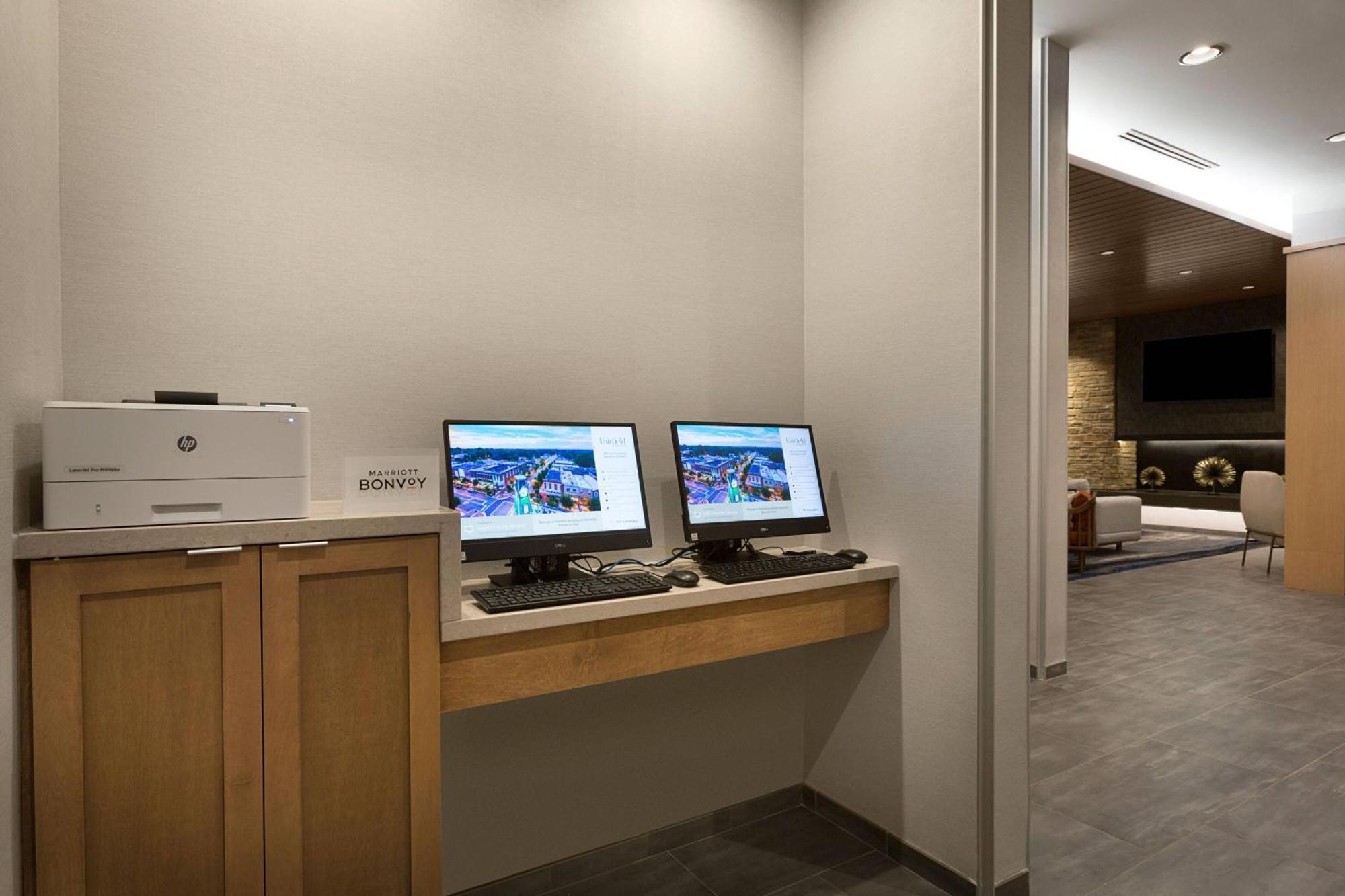 Fairfield By Marriott Inn & Suites สเตทส์วิลล์ ภายนอก รูปภาพ
